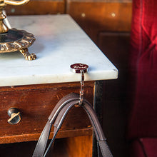 Lade das Bild in den Galerie-Viewer, Handtaschenhalter inkl. Druck nach Kundenwunsch