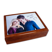 Lade das Bild in den Galerie-Viewer, Geschenkkästchen Holz inkl. Druck nach Kundenwunsch