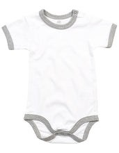 Lade das Bild in den Galerie-Viewer, Baby Ringer Bodysuit inkl. Druck nach Kundenwunsch
