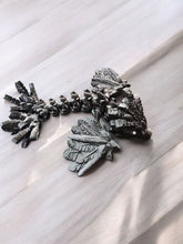 Lade das Bild in den Galerie-Viewer, 3D Baby Feder-Drache
