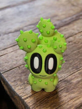 Lade das Bild in den Galerie-Viewer, 3D Blob Greens
