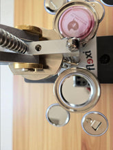 Lade das Bild in den Galerie-Viewer, Buttons Ø 59 mm
