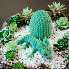 Lade das Bild in den Galerie-Viewer, 3D Teenage Chrystal Lizzard mit Ei
