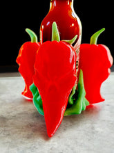 Lade das Bild in den Galerie-Viewer, 3D Heat Range Tobasco Ständer
