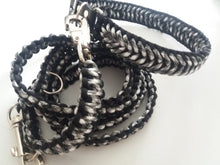 Lade das Bild in den Galerie-Viewer, Set Hundeleine und Halsband aus Paracord
